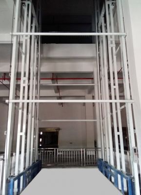 SJD rail-type fixed lift platf